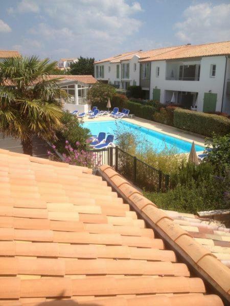 La Jolie Brise En Re Dans Residence Avec Piscine La Flotte Exterior photo